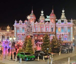 20 luxury travel gifts for her this Christmas (2025) – US & Canada edition