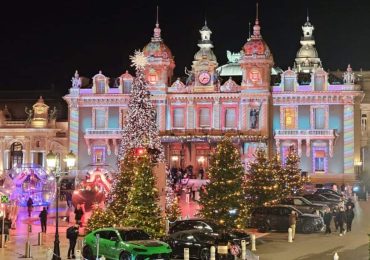 20 luxury travel gifts for her this Christmas (2025) – US & Canada edition