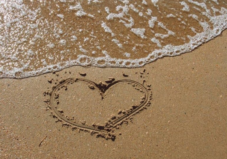 10 luxury travel gifts for Valentine’s Day – UK & Europe edition