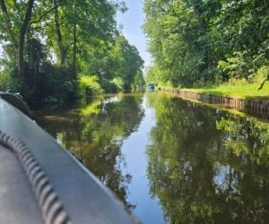 Review: Starks Lark, Llangollen Canal, UK
